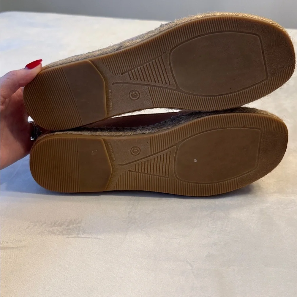EUC! Women's Espadrille Flats in Dusty Pink and Rose Gold, sz 41